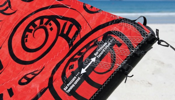 KITEWORLD test drive of the TAINA 9 2015 + ELITE bar v2